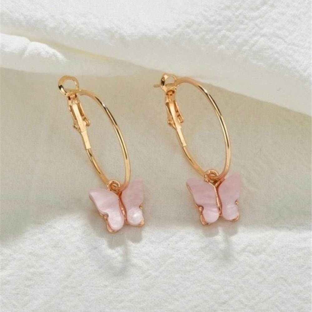 3/$30 💛 Butterfly Hoop Earrings